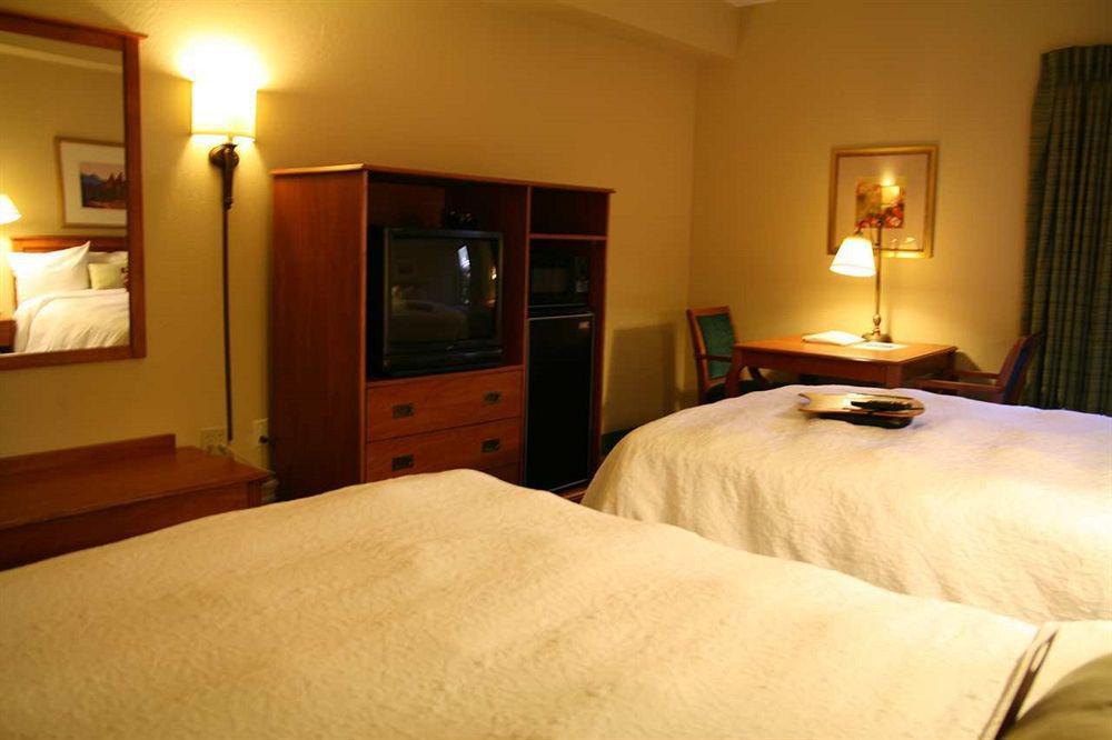 Hotel Hampton