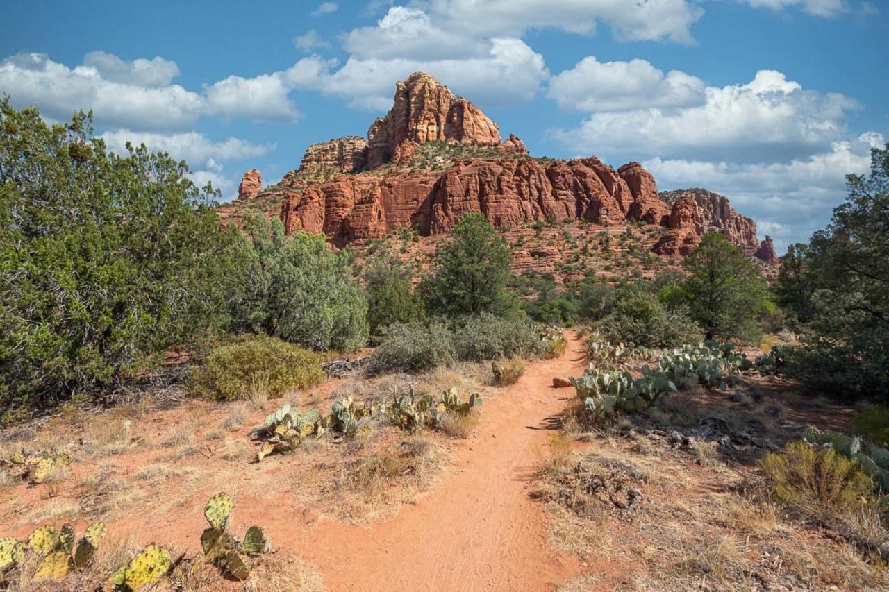 Bell Rock Drive *