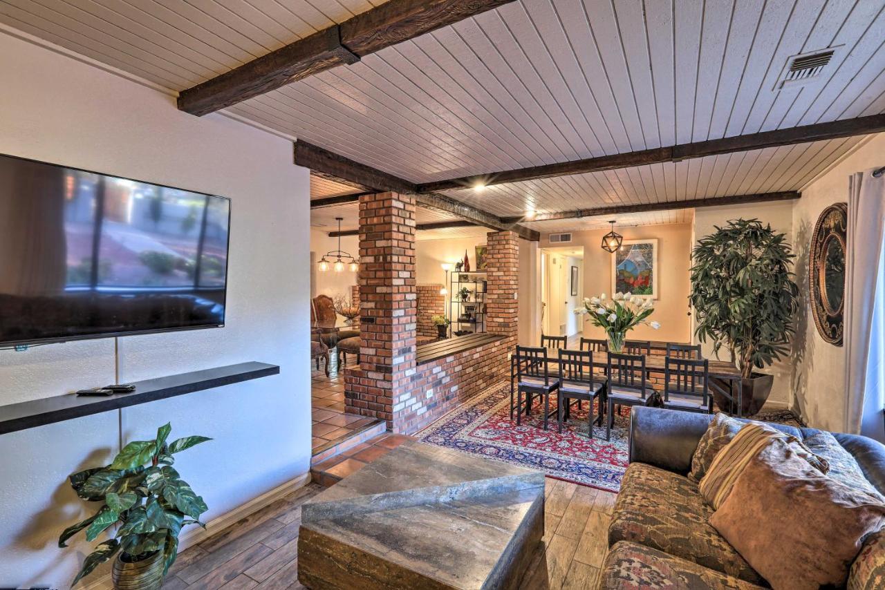 Oasis With Private Hot Tub And Fire Pit!