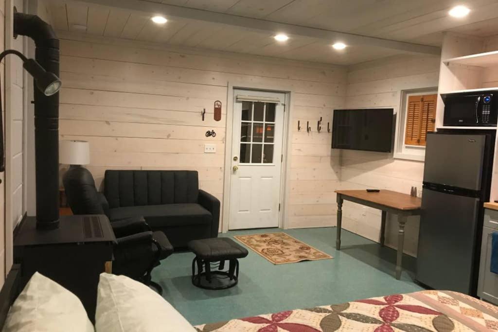 Coffee Pot Cabin