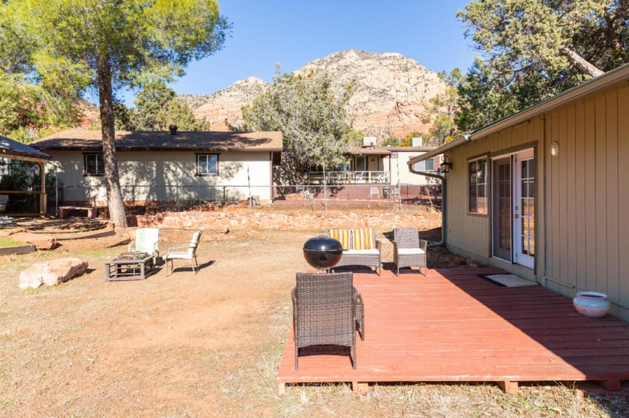 Holiday home Spacious House With Hot Tub Spa, To Enjoy Red Rock View, Near Amitabha Stupa, And Trails
