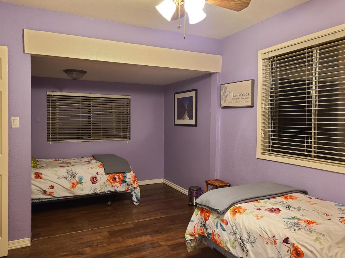 Holiday home Spacious House With Hot Tub Spa, To Enjoy Red Rock View, Near Amitabha Stupa, And Trails Sedona