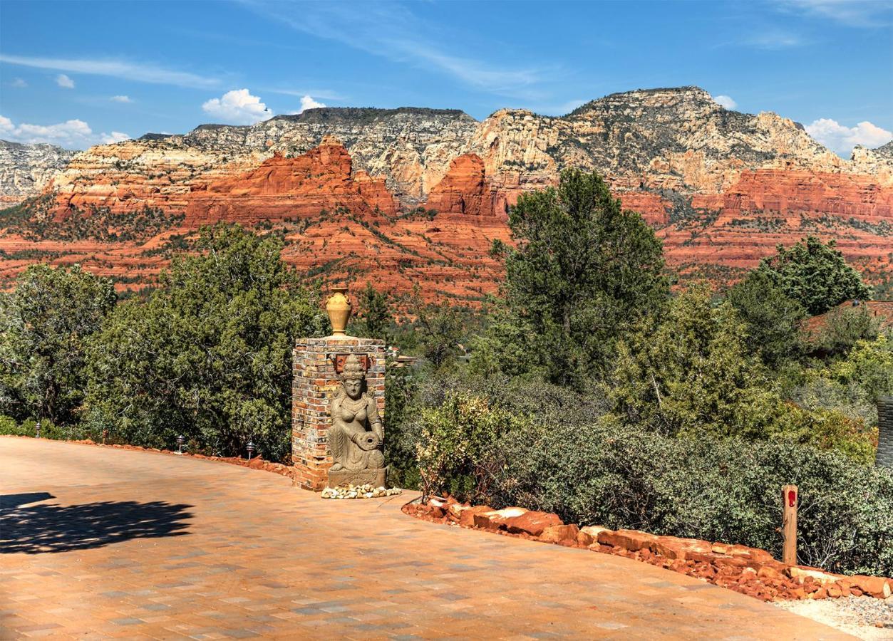 Red Rock Retreat: Private Luxury Studio With Wellness Amenities Apartment