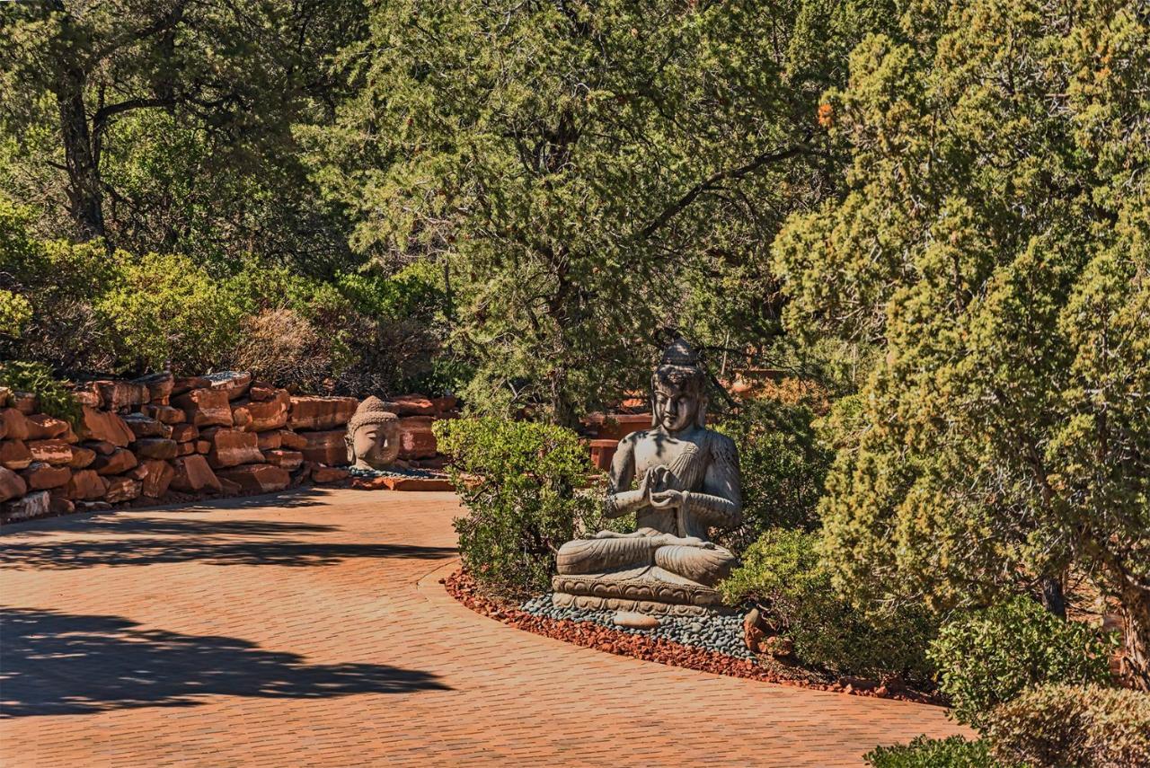 Red Rock Retreat: Private Luxury Studio With Wellness Amenities Apartment *