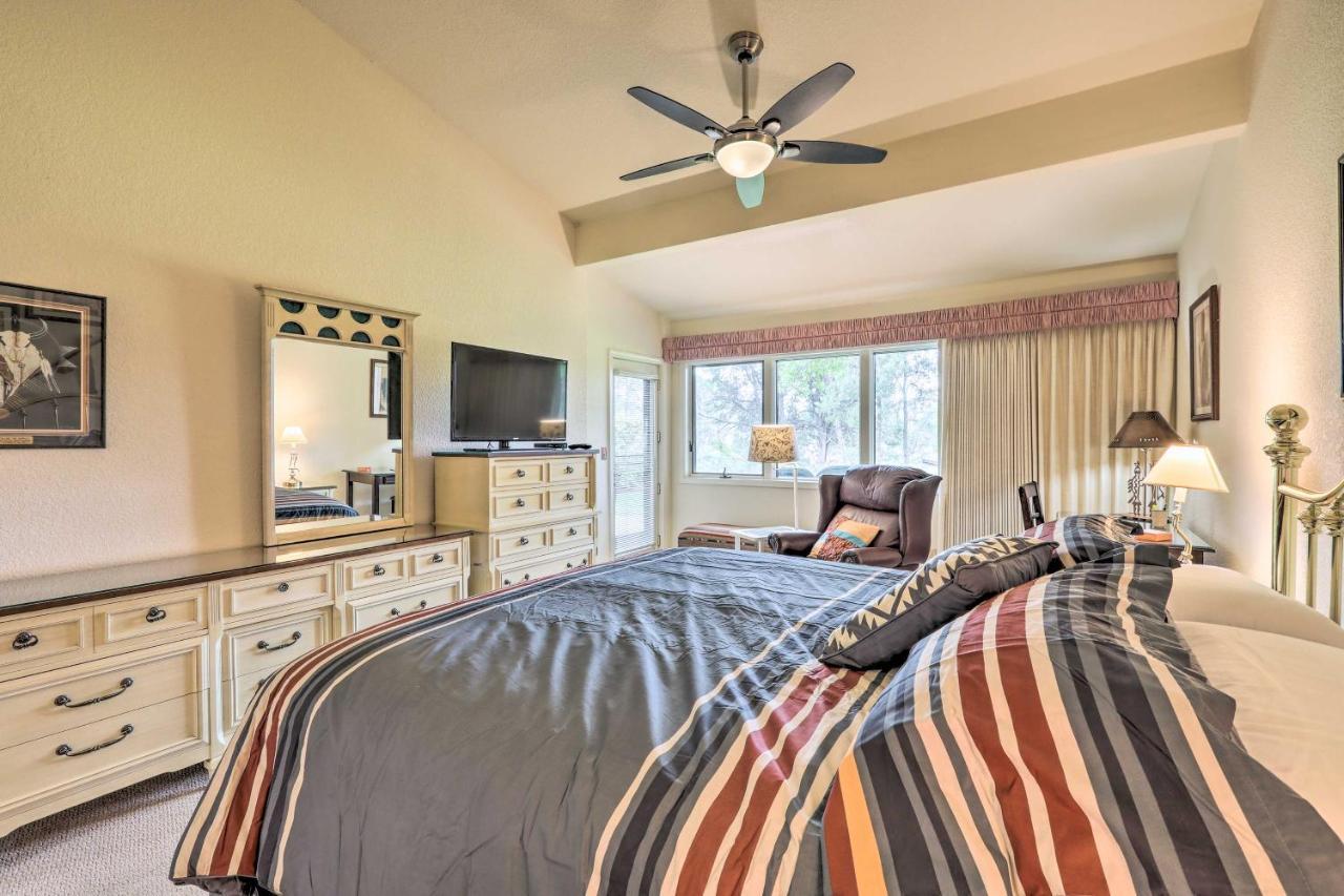 With Golf Course View And Pool Access!