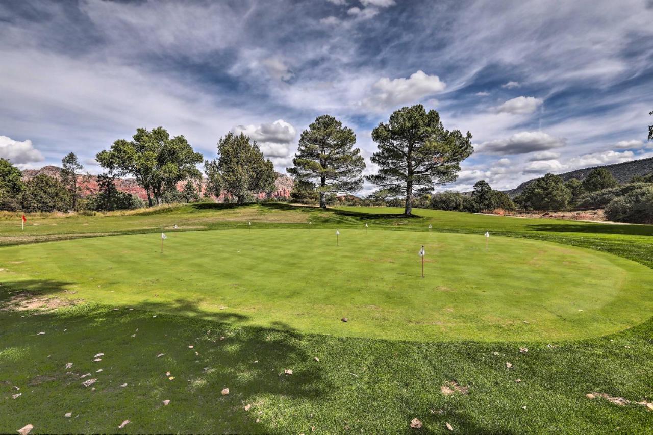 With Golf Course View And Pool Access! Holiday home *