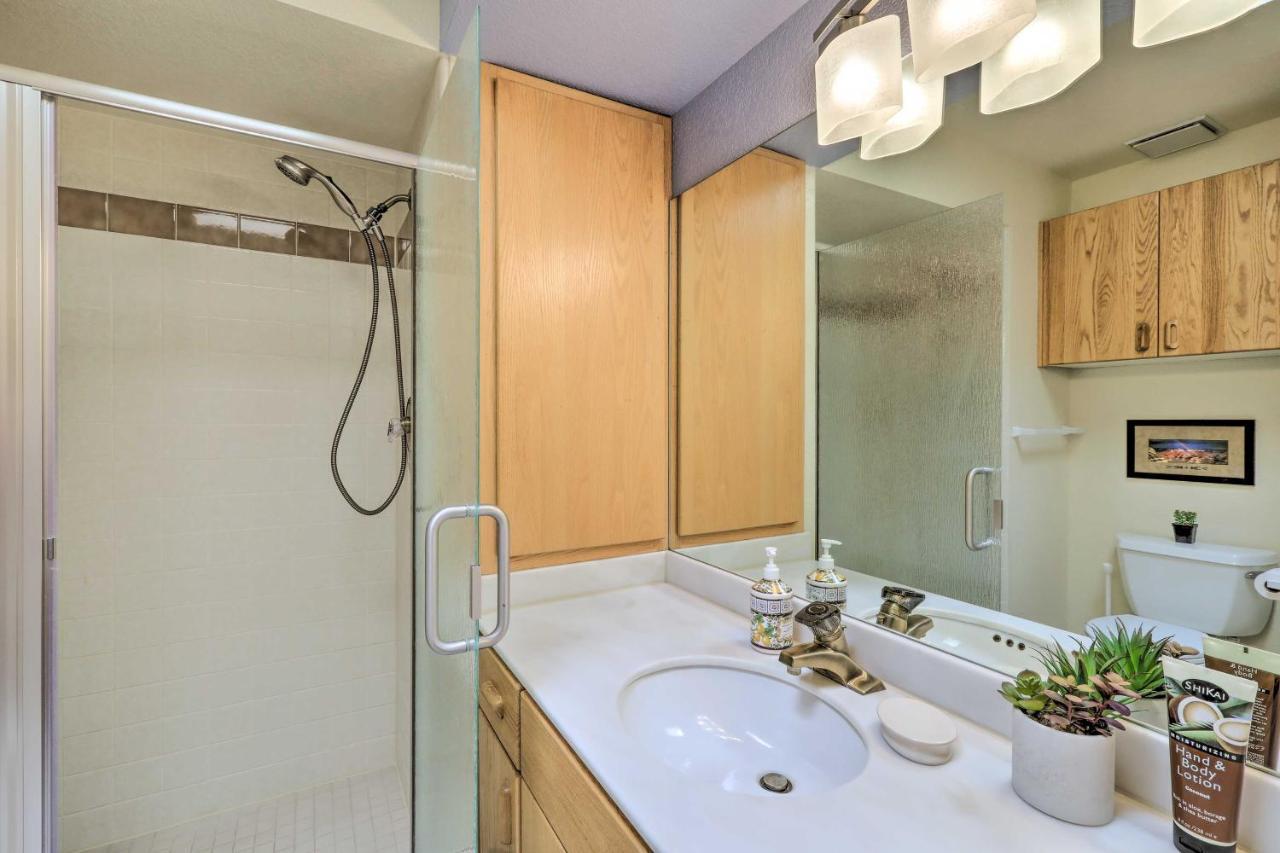 With Golf Course View And Pool Access! * Sedona