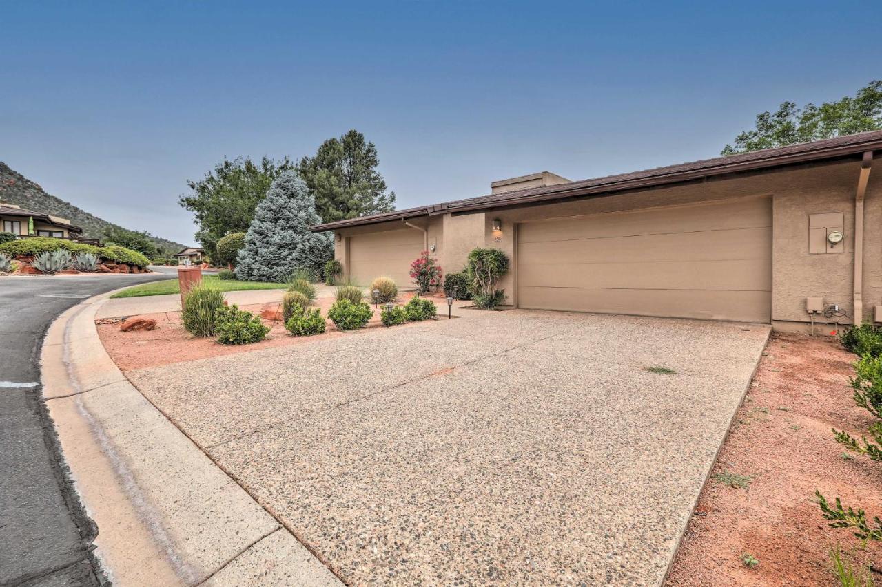 With Golf Course View And Pool Access! Sedona