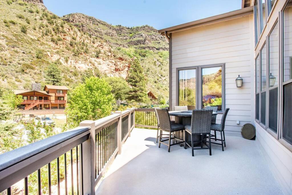 Luxury Oak Creek Canyon By Slide Rock Holiday home