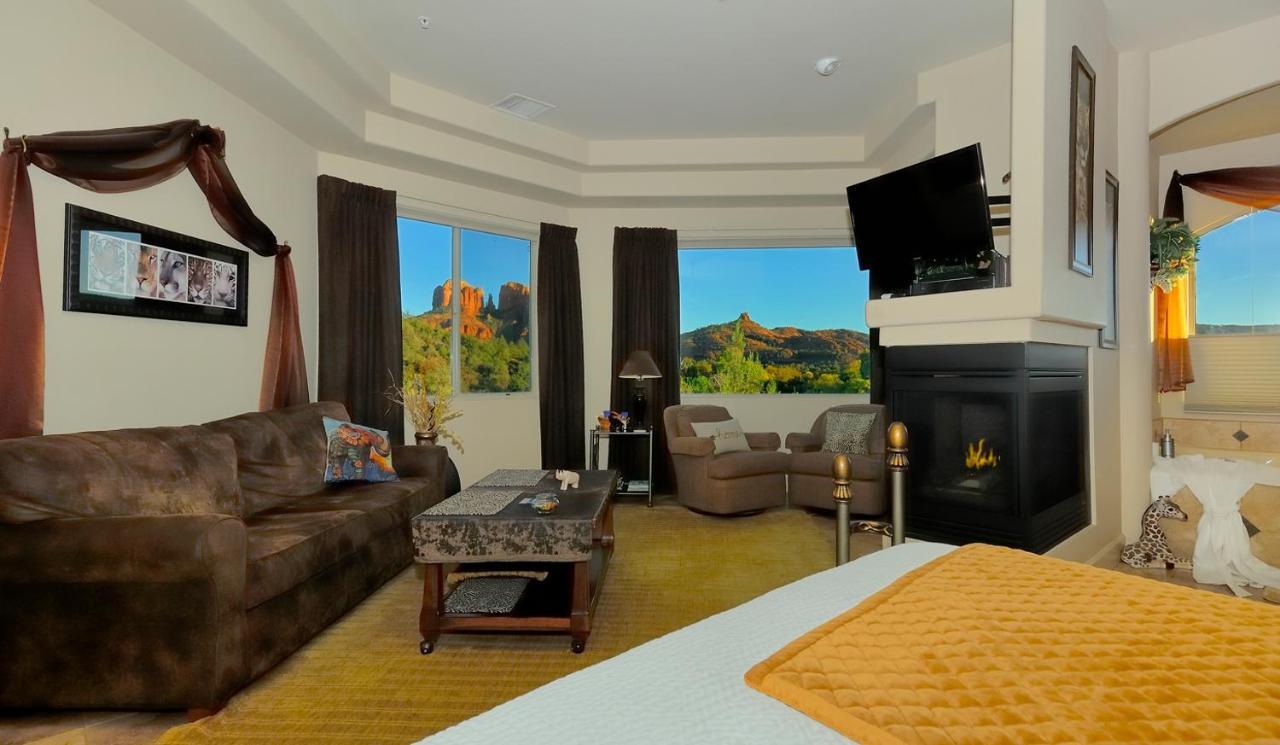 Cathedral Hideaway And Casita Bed & Breakfast *
