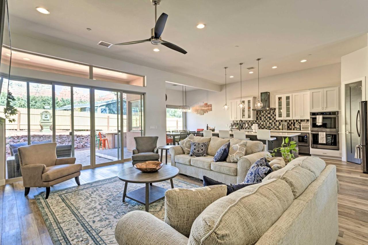 Holiday home Tranquil With Fireplace And Hot Tub! Sedona