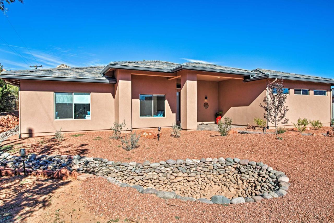 Tranquil With Fireplace And Hot Tub! Holiday home Sedona