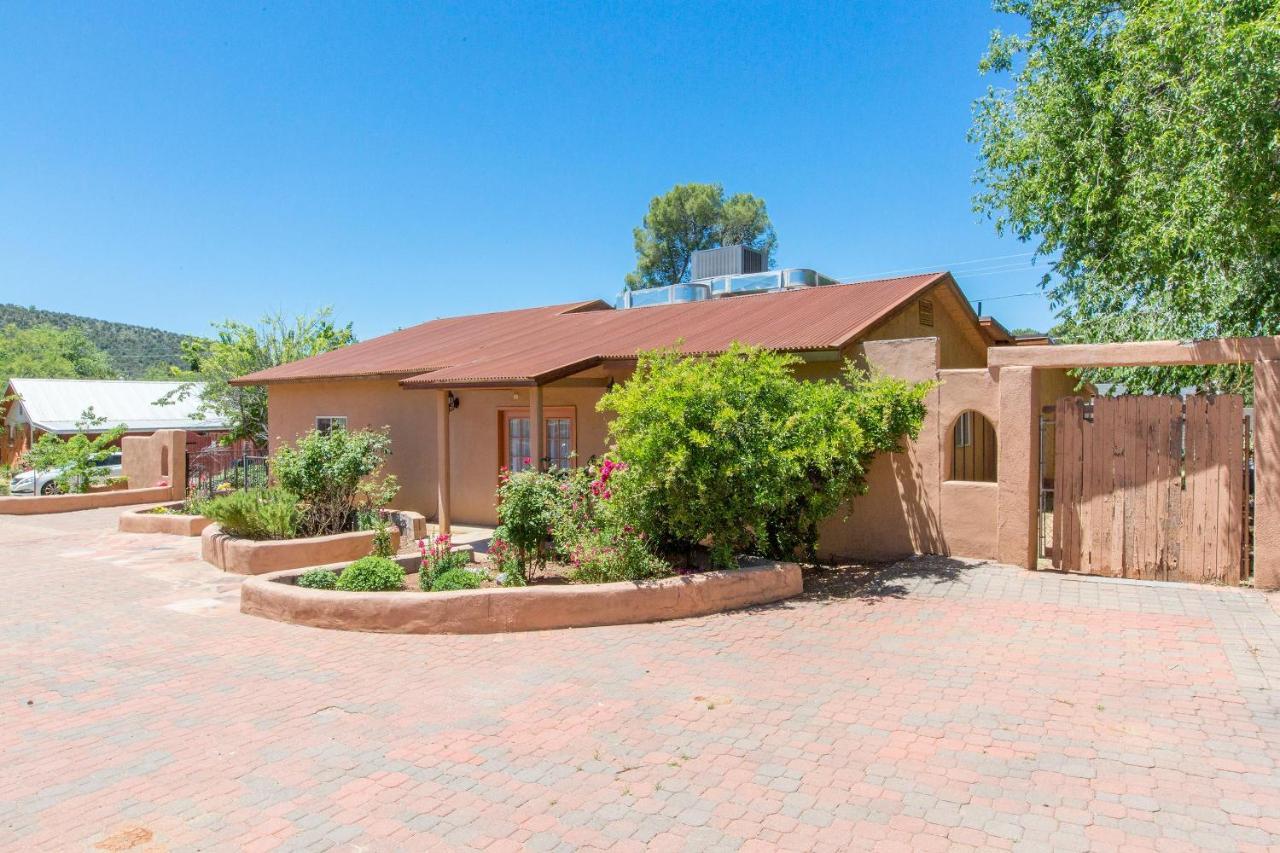 Rest, Relax & Renew In The Heart Of By Sedona, In The Center Of It All, Hike And Bike Trails, Shopping Holiday home Sedona