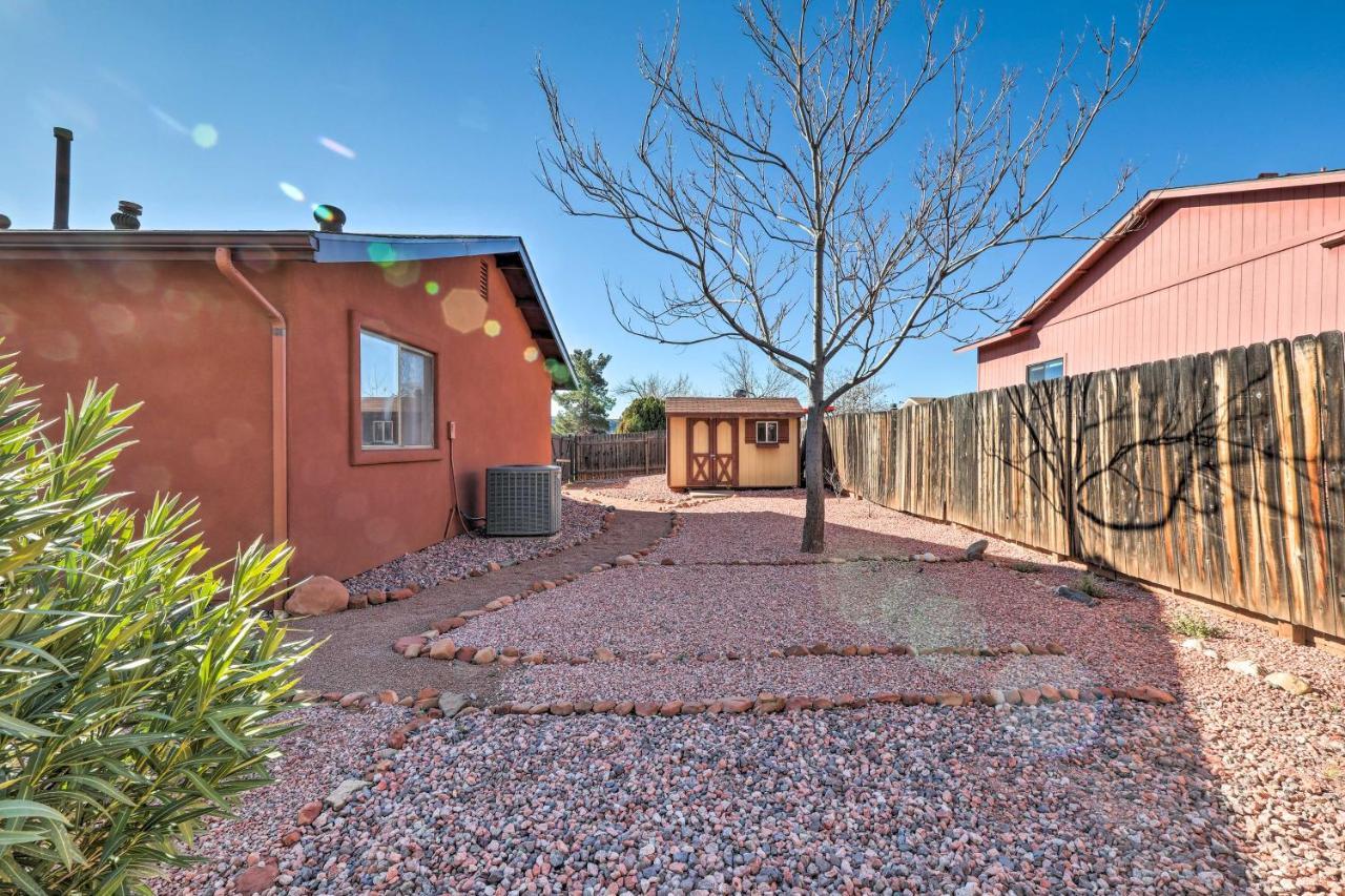 Retreat With Fire Pit, Near Hiking Trails *