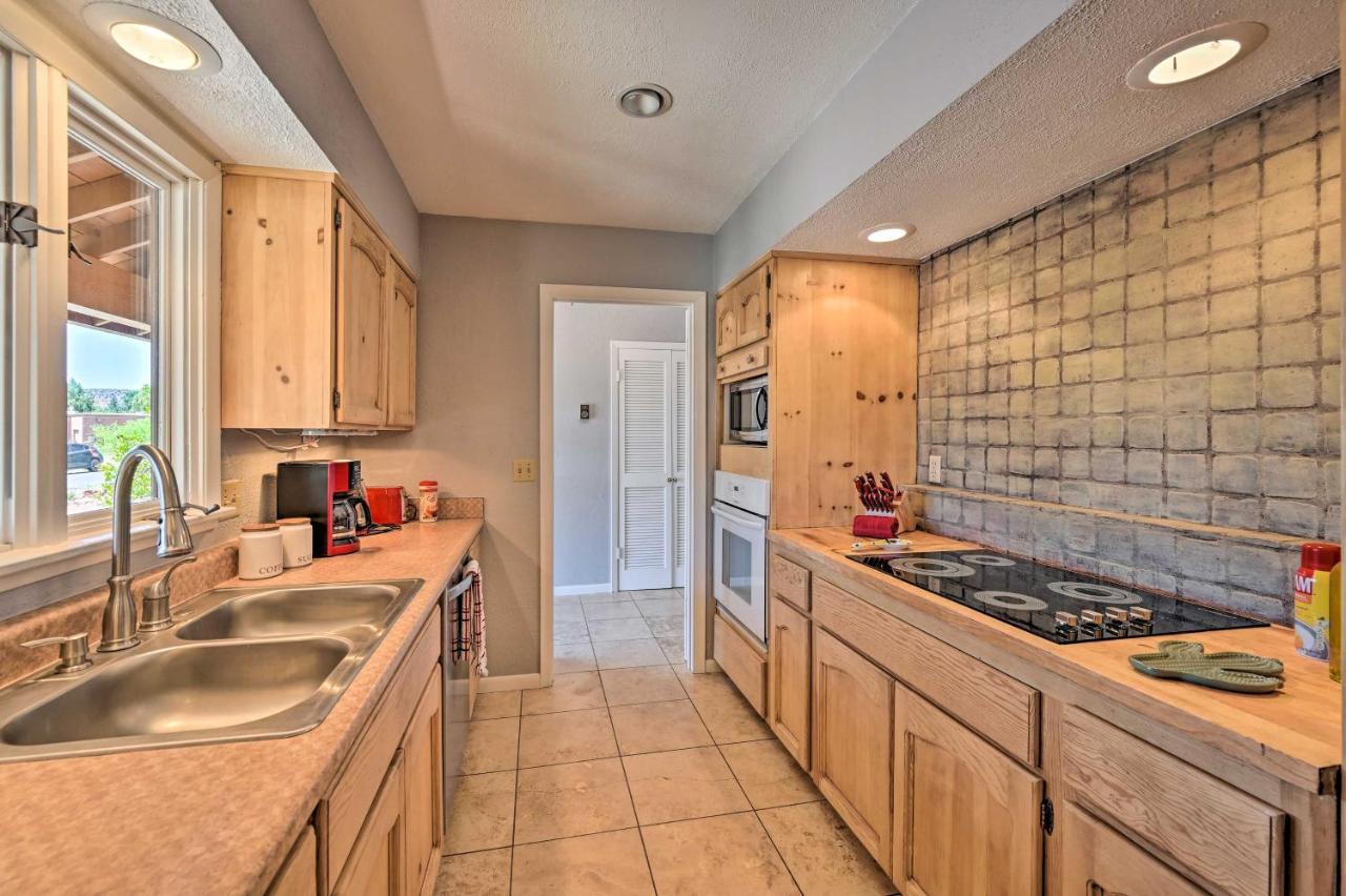 Spacious About 4 Mi To Dtwn Main St! Holiday home