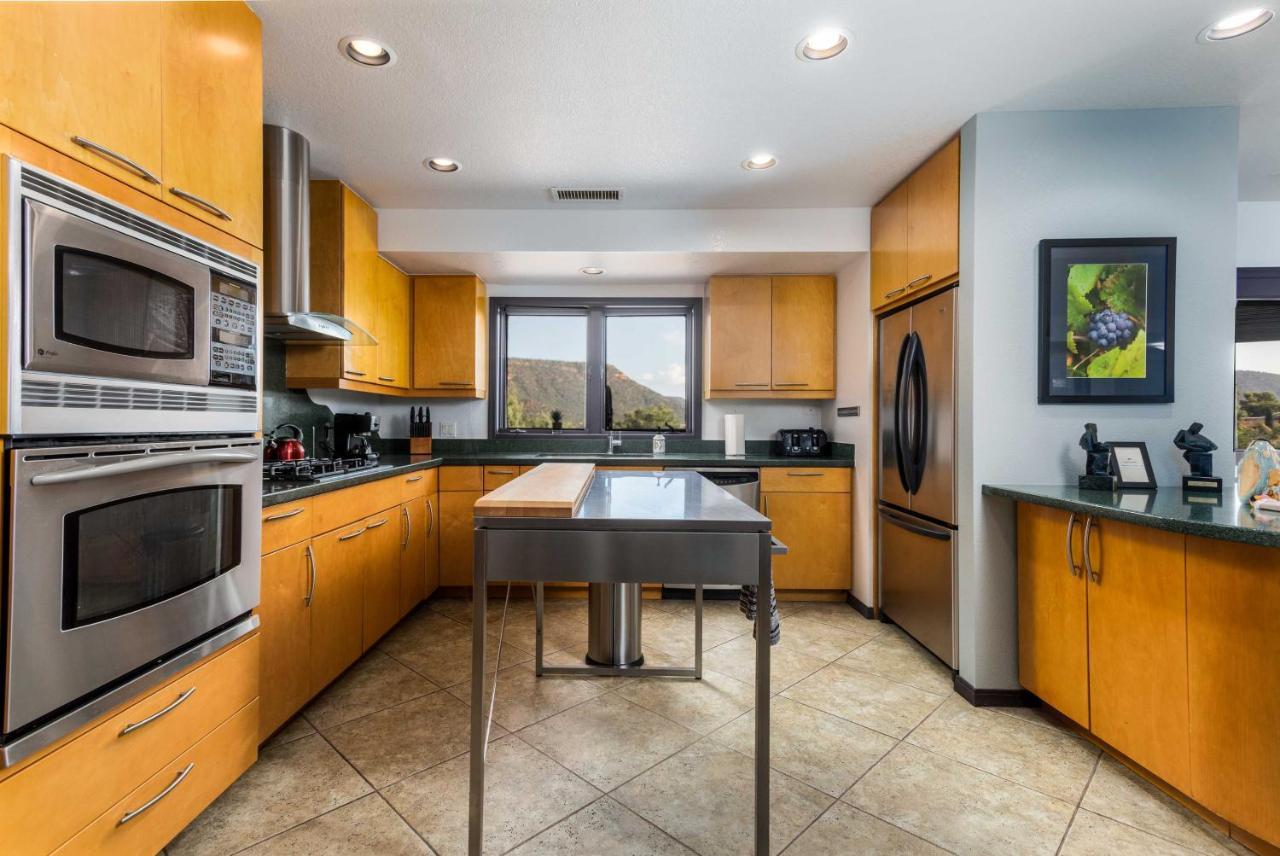 Holiday home Sleek Abode With Hot Tub And Outdoor Hangout! Sedona