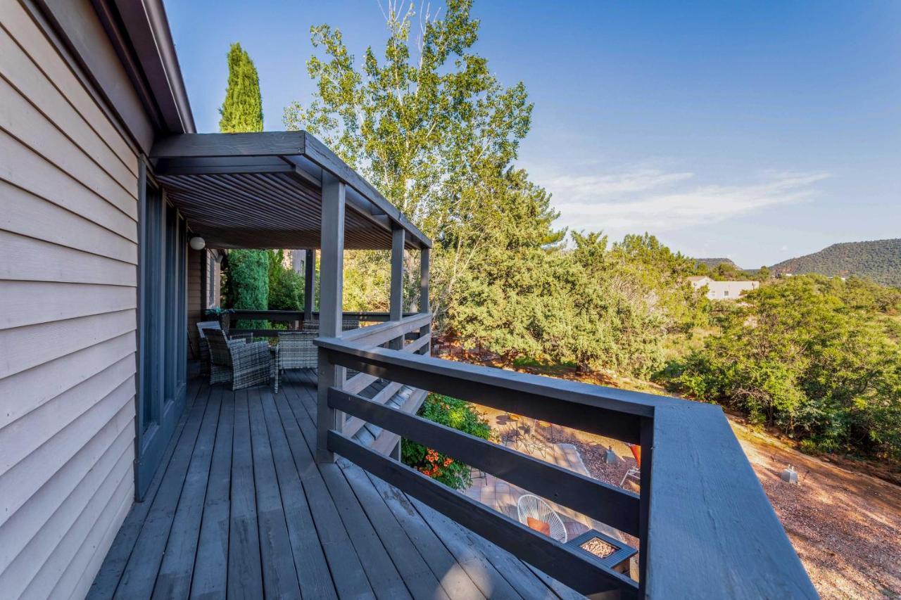 Holiday home Sleek Abode With Hot Tub And Outdoor Hangout!