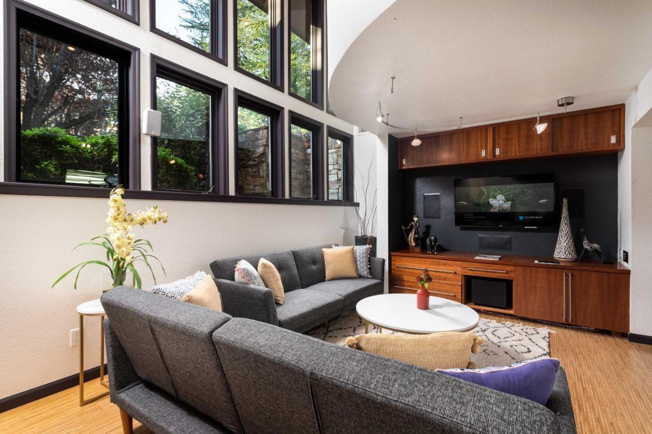 Holiday home Sleek Abode With Hot Tub And Outdoor Hangout! Sedona