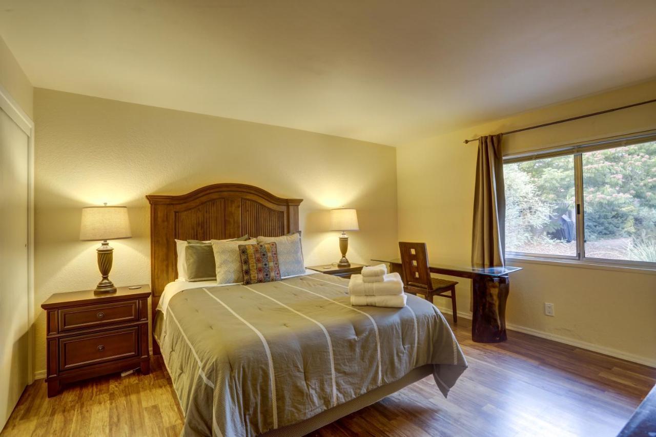Zen Desert Home, Great Location