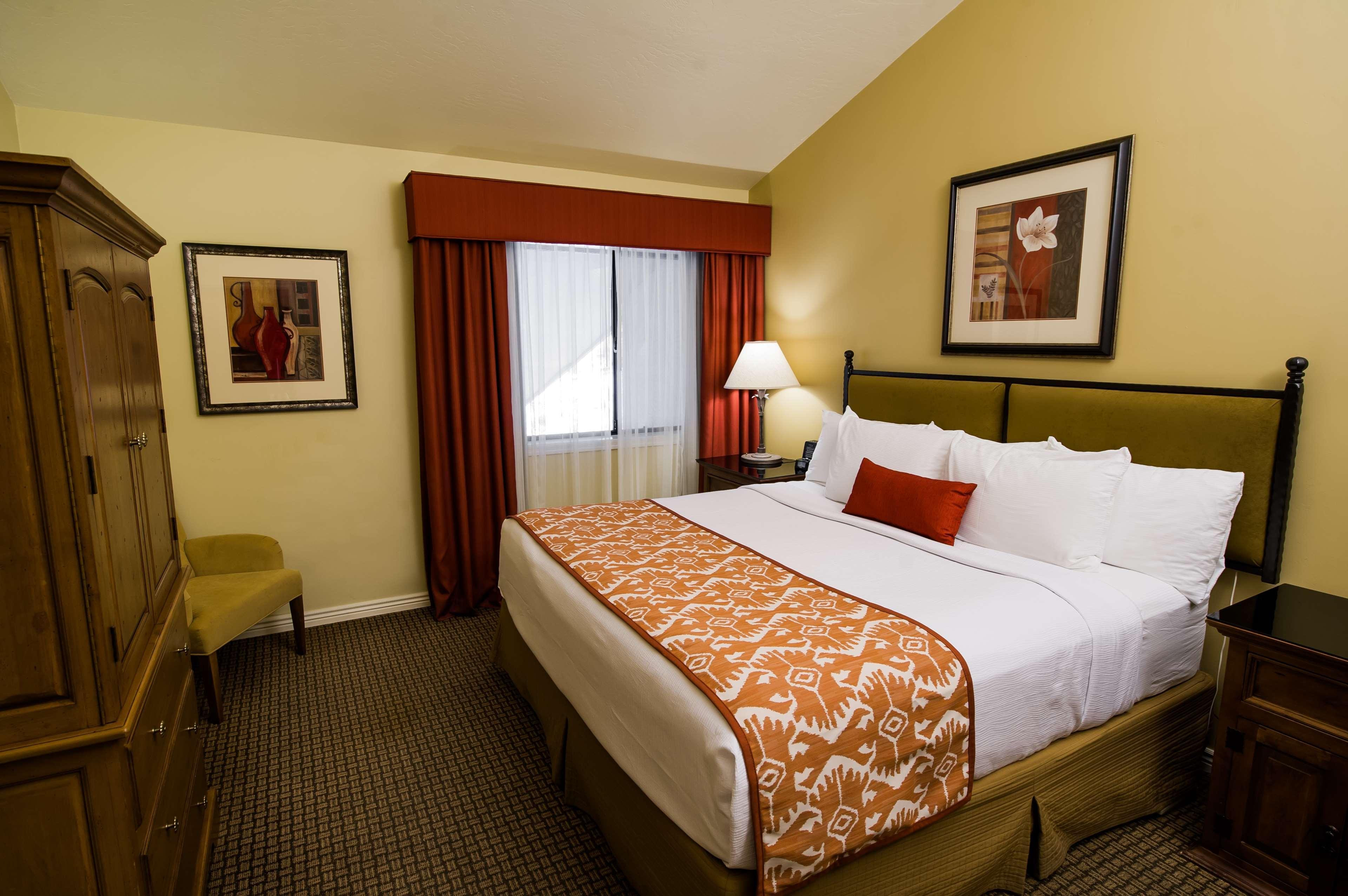 Western Arroyo Roble & Creekside 3*