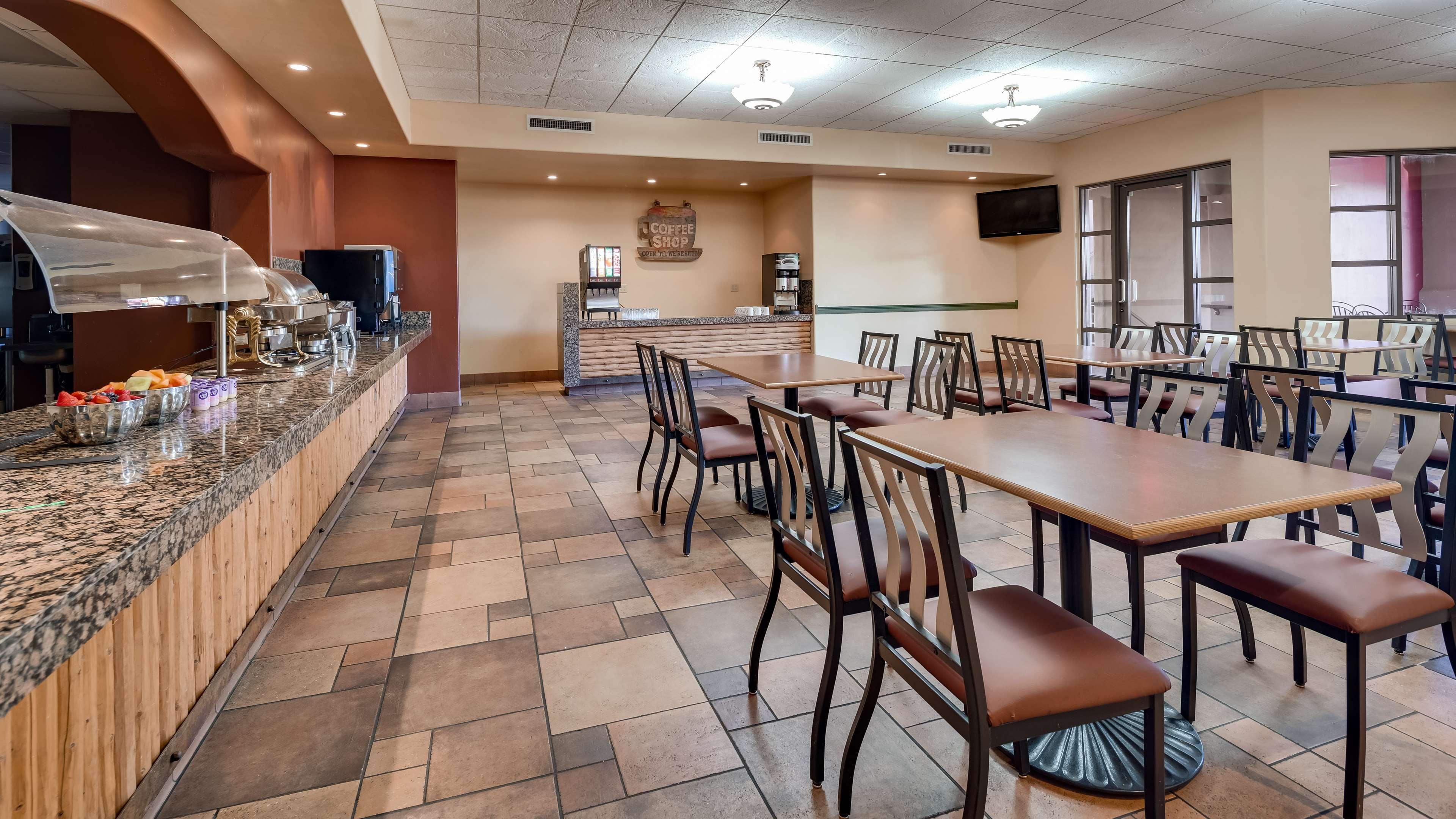 Hotel Western Arroyo Roble & Creekside 3*