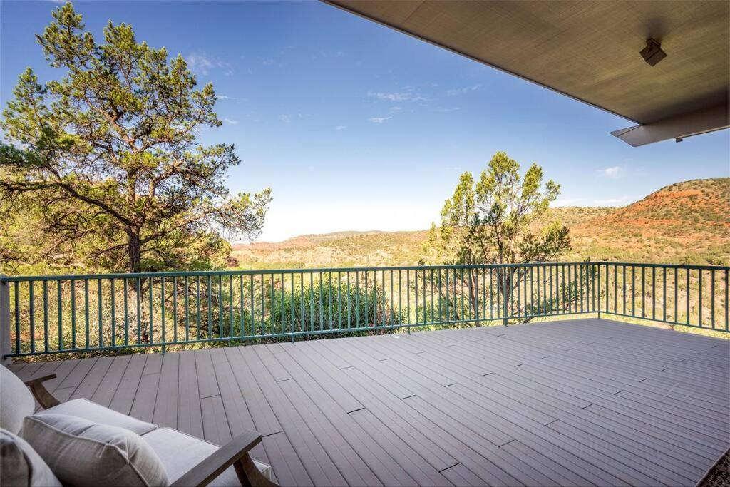 Holiday home Stunning Views, Large Deck W/ Private Hiking Trail Sedona