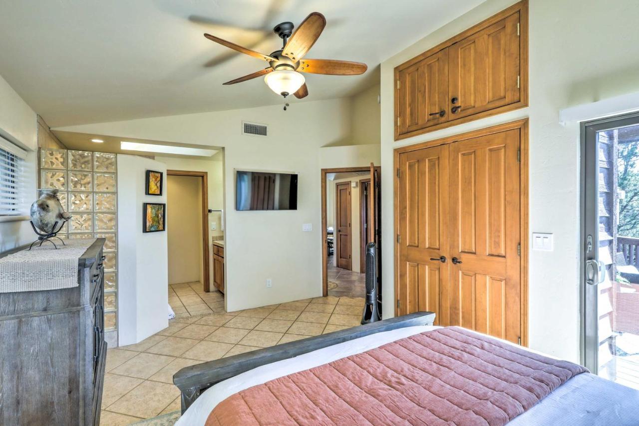Holiday home Bright With Deck And Mountain Views! *