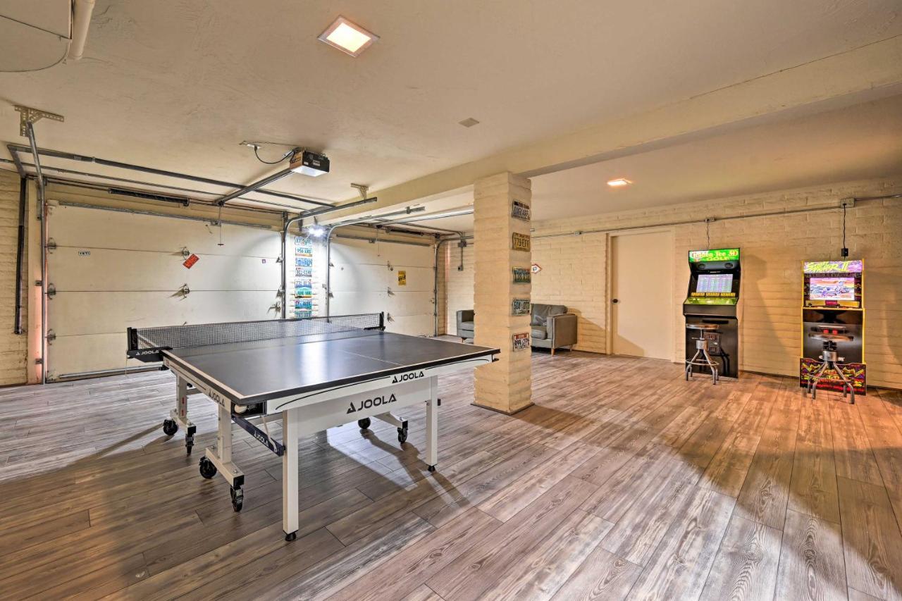 Hideaway With Swim And Private Tavern! Holiday home *