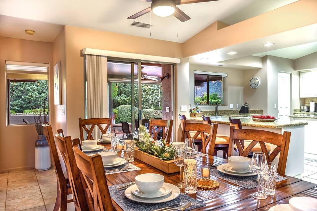 Prime Uptown Location- Mountain View- Kid Friendly - Sleeps 10 *