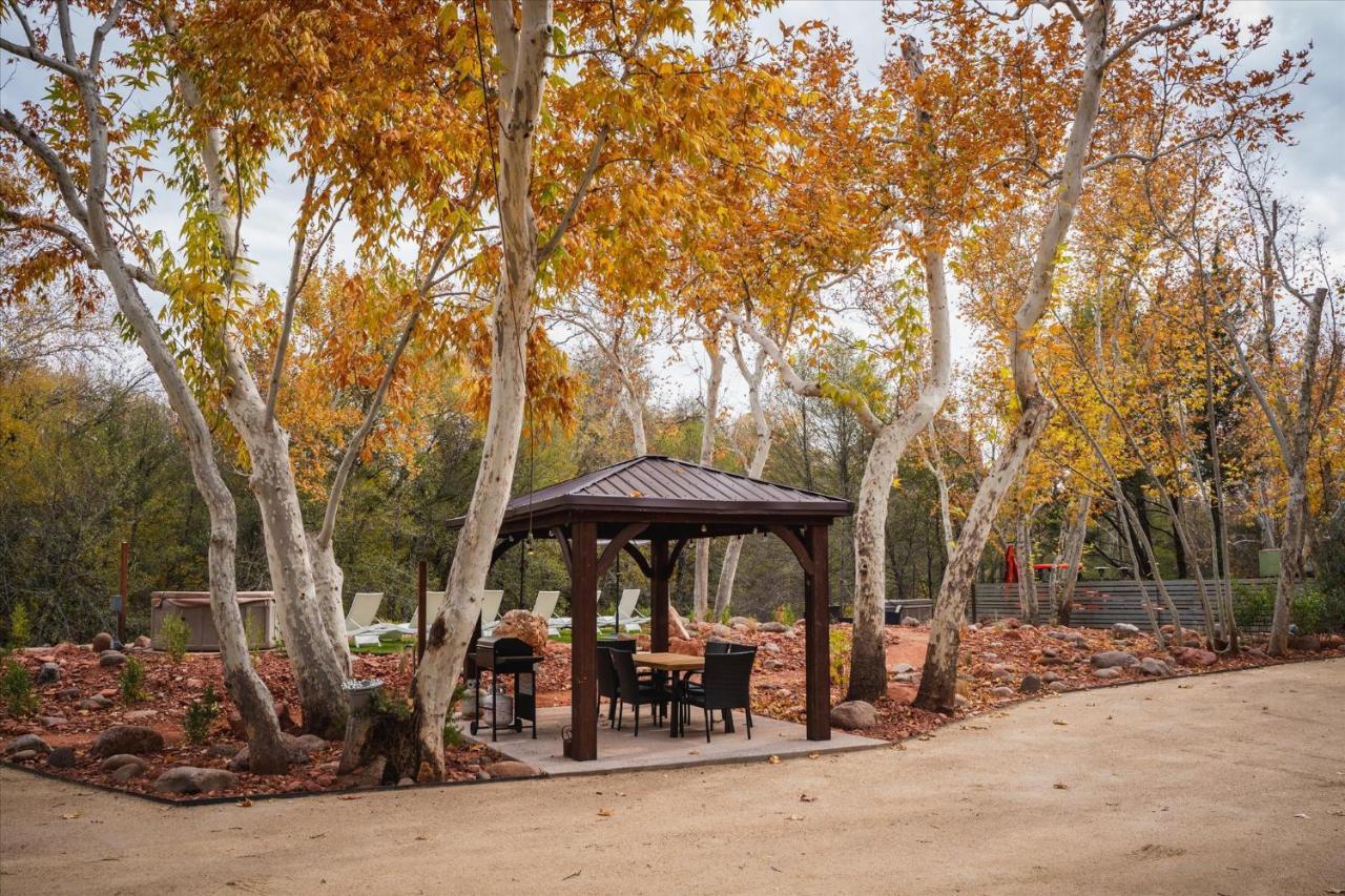 Cozy With Private Creek Access Holiday home *