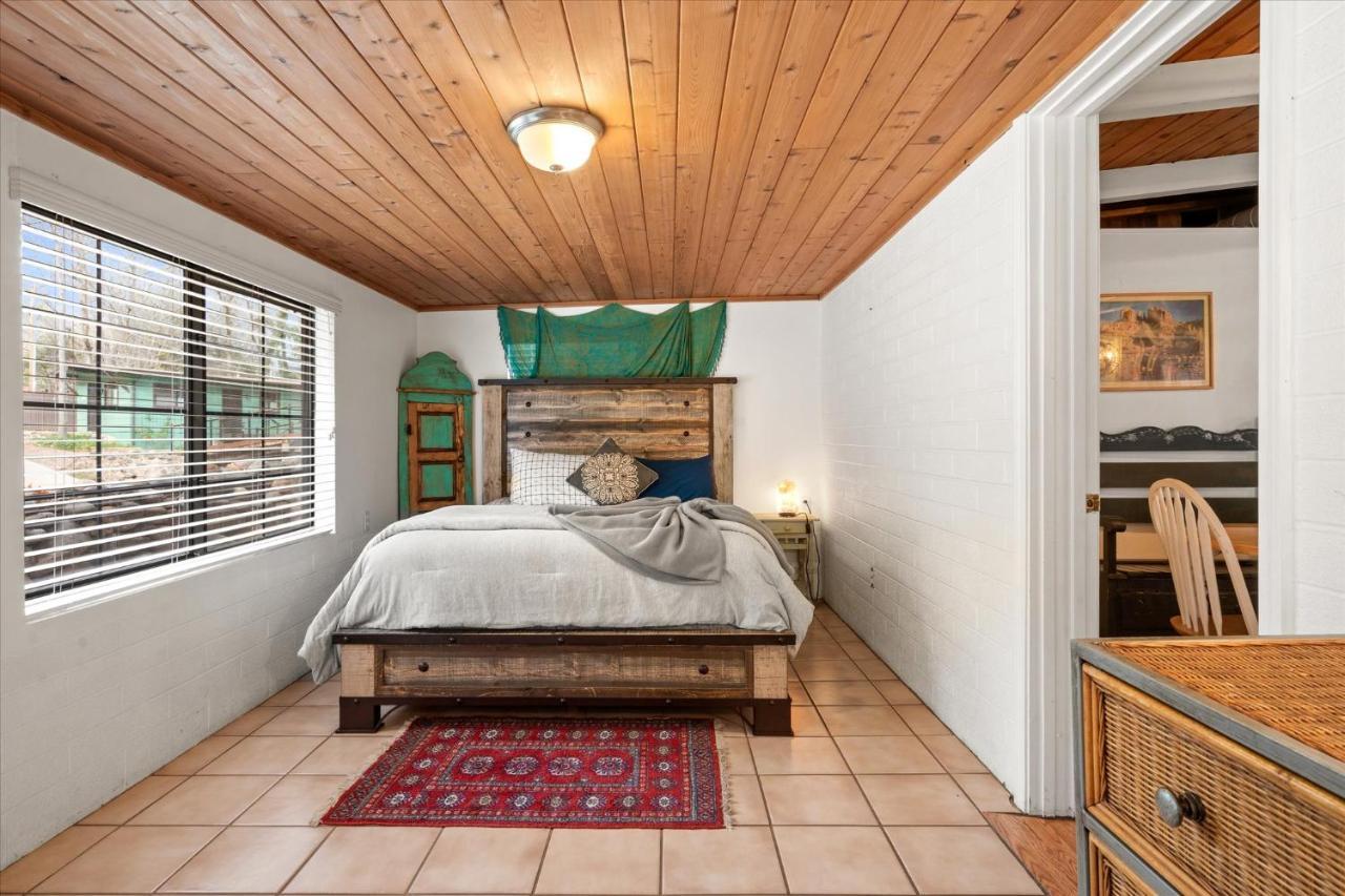 Cozy With Private Creek Access * Sedona