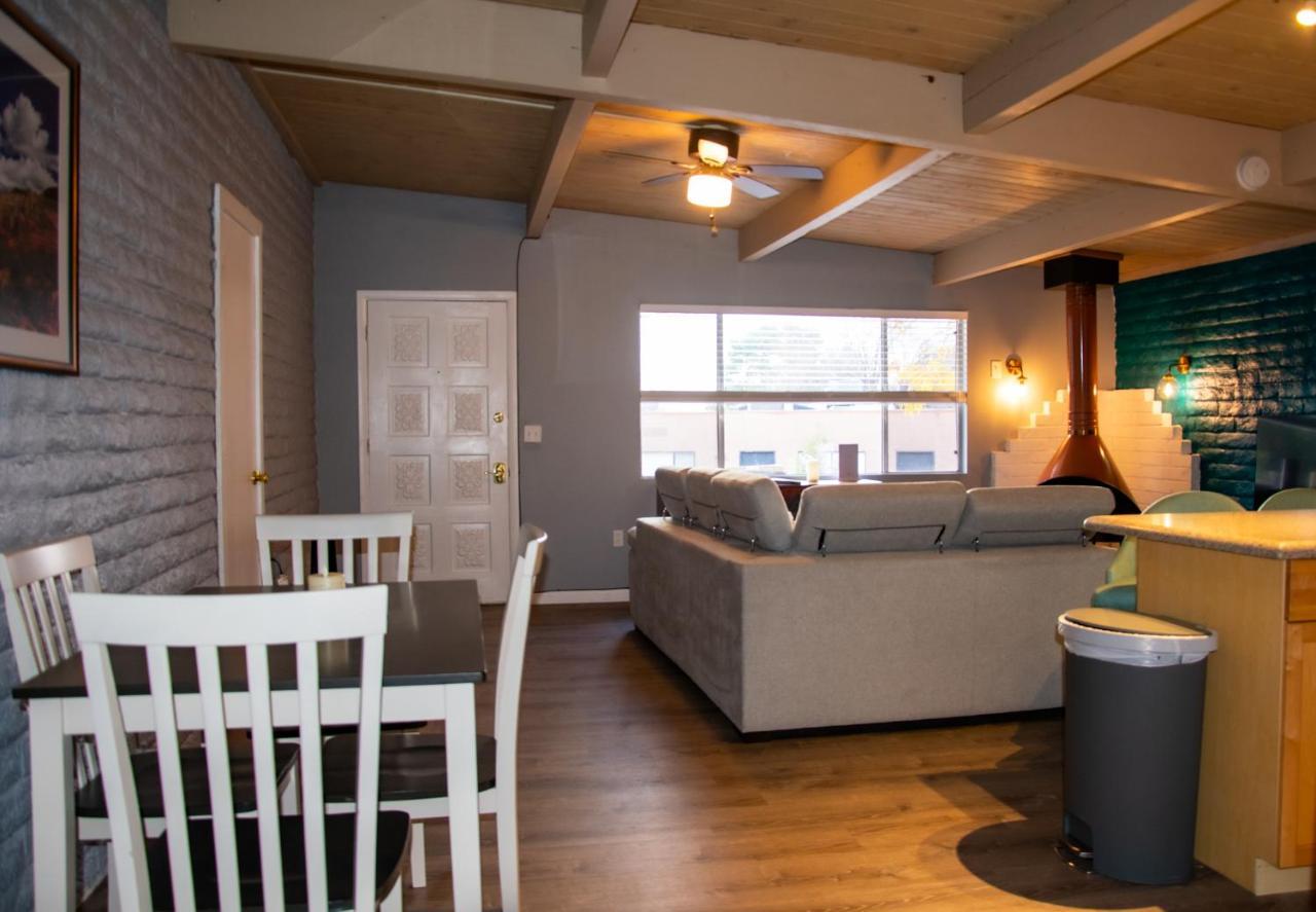 The Three Keys Duplex *