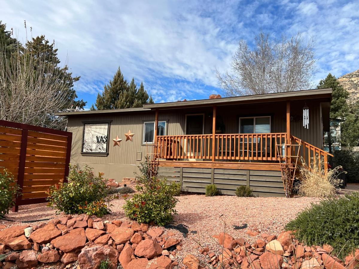 Serene 2 Bedroom! Walk To Trails! Red Rock Mountain Views! Sedona