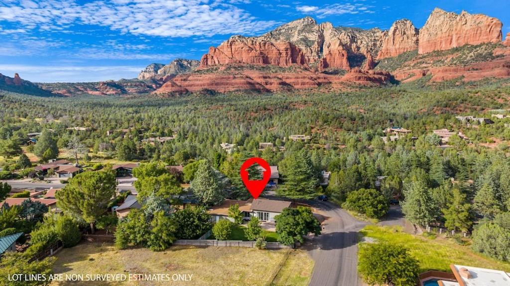 Uptown Gem! Wow! Views!! New! Barrel Sauna!!! Close To Trails, Walk To Uptown Sedona, Restaurants And Shopping *