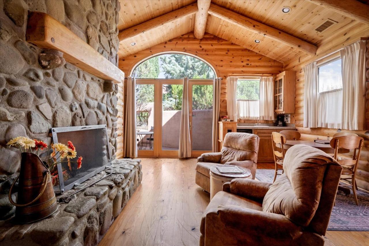 Villa Adobe Village With Private Patio- Wilderness