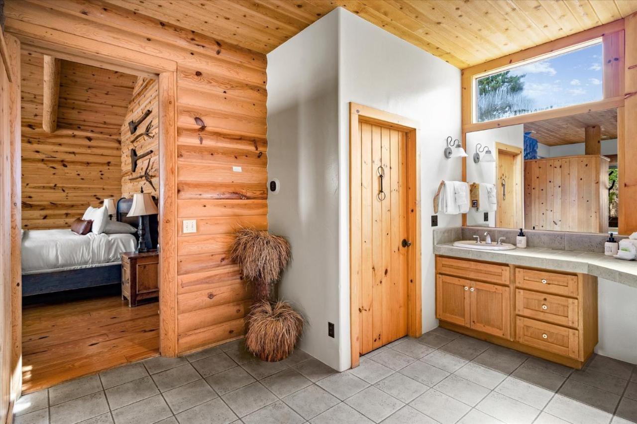 Villa Adobe Village With Private Patio- Wilderness Sedona