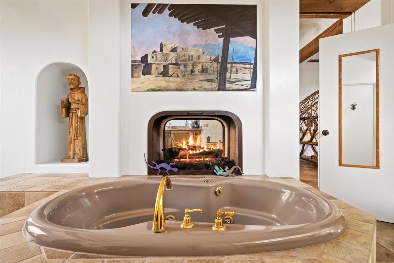 Adobe Village With Private Patio- Purple Lizard Villa Sedona
