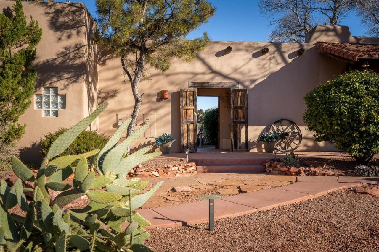 Adobe Hacienda - Vaquero Apts * Sedona