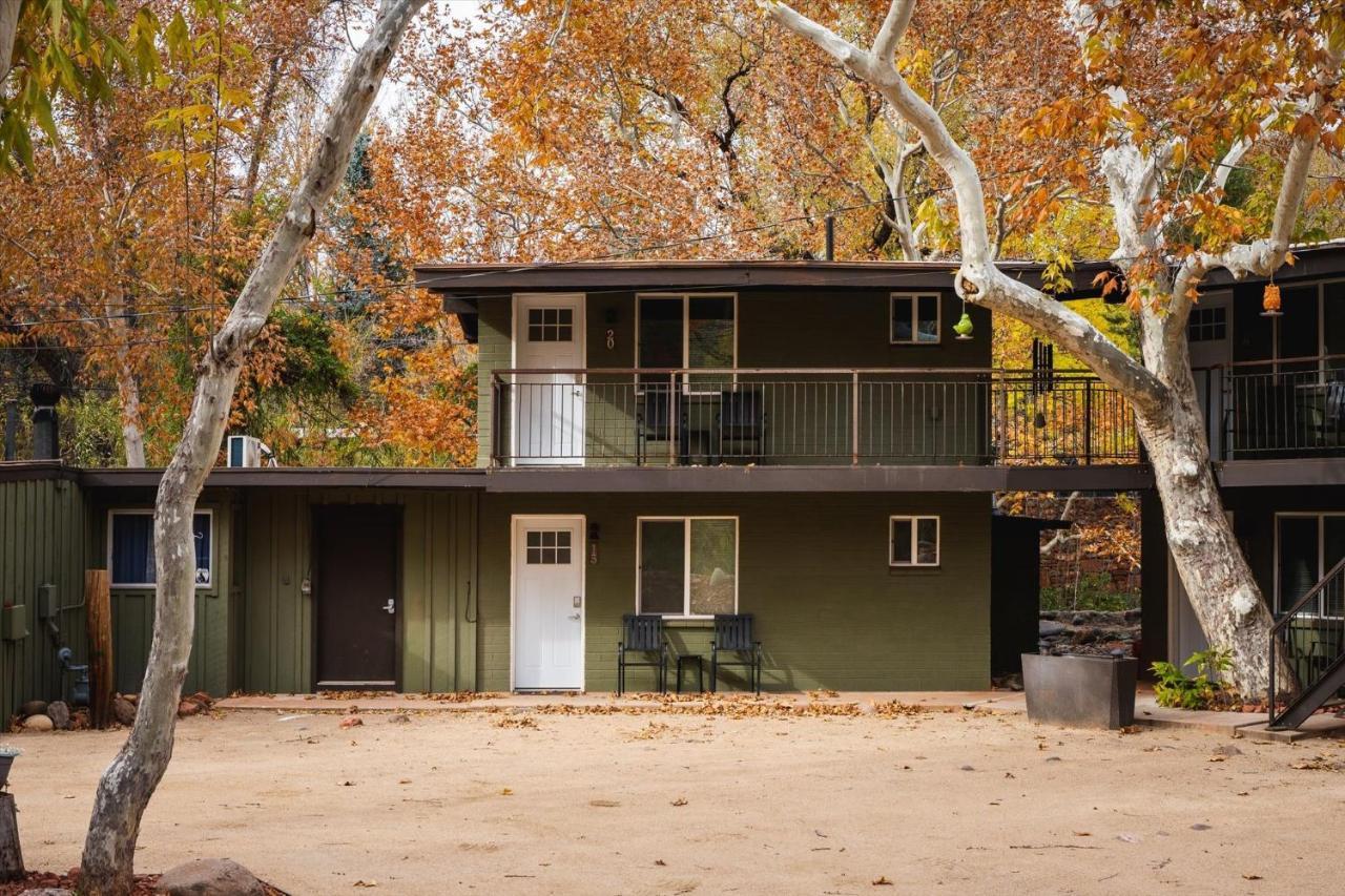 Creekside Retreat 55