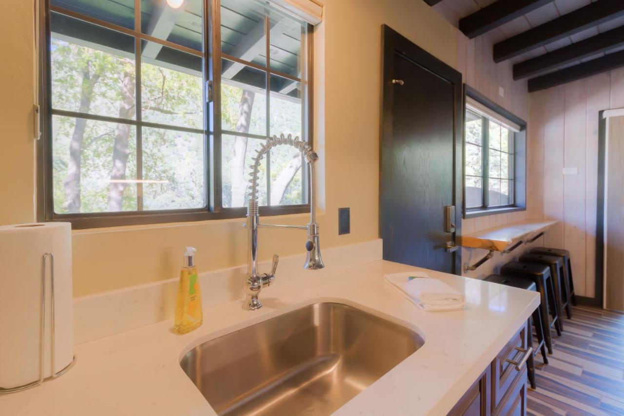 Destination Oak Creek-estate Estate Apartment