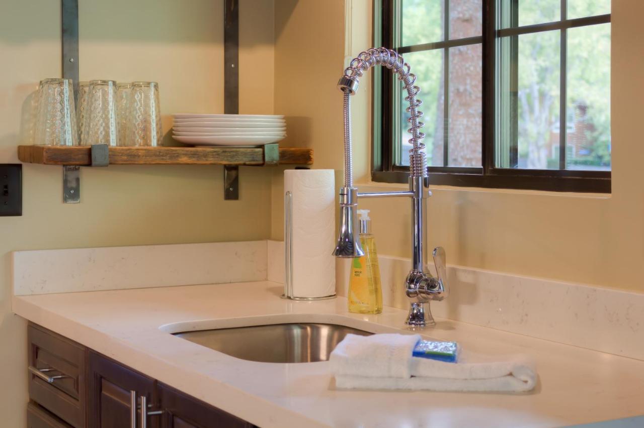 Destination Oak Creek 3 Apts Holiday home