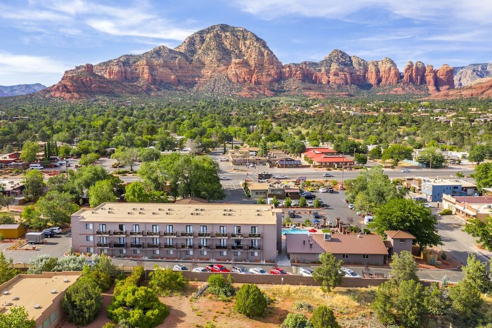Hotel Aiden By Western 2*