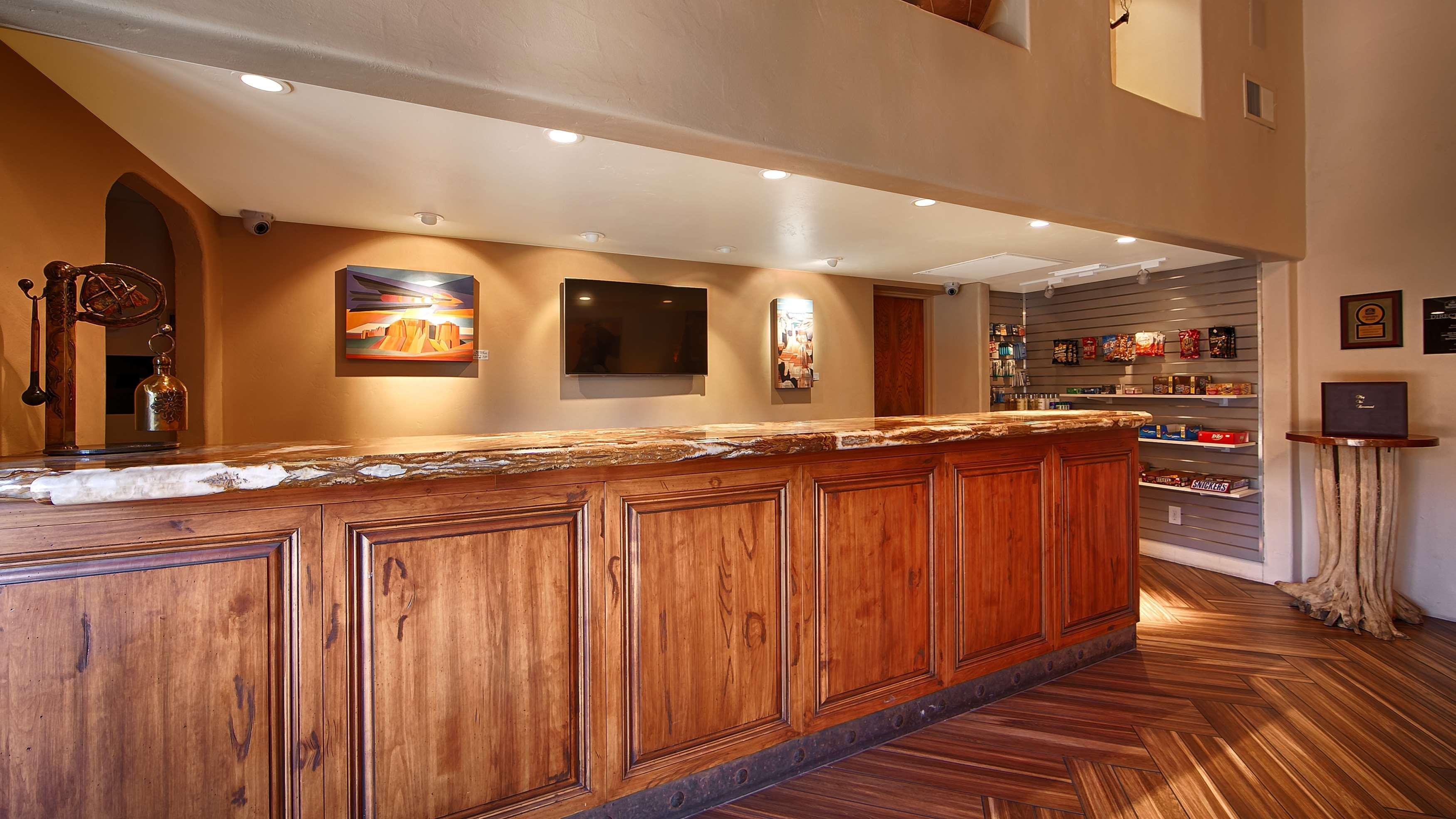 Western Arroyo Roble & Creekside Hotel 3*
