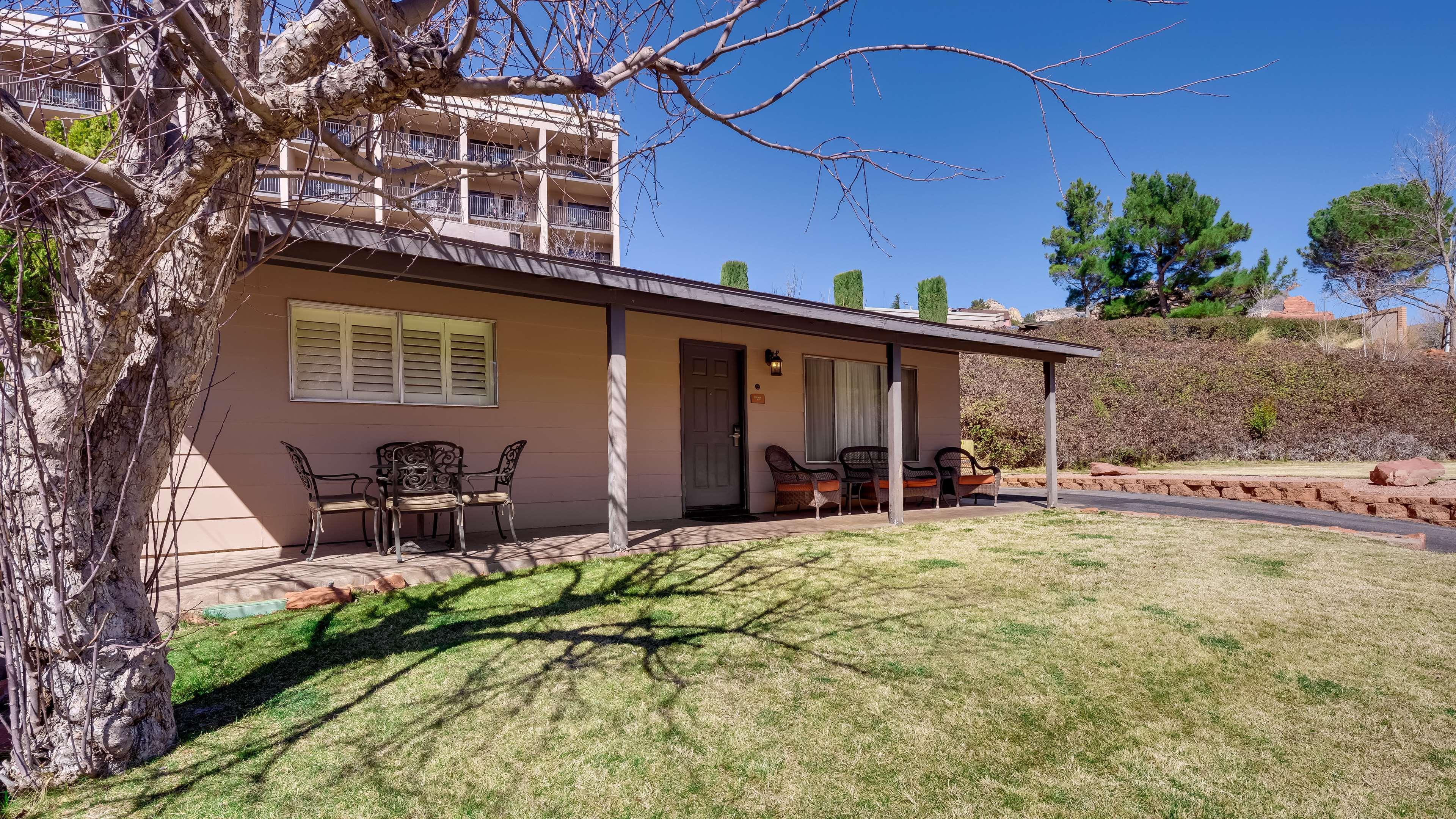 Hotel Western Arroyo Roble & Creekside 3*