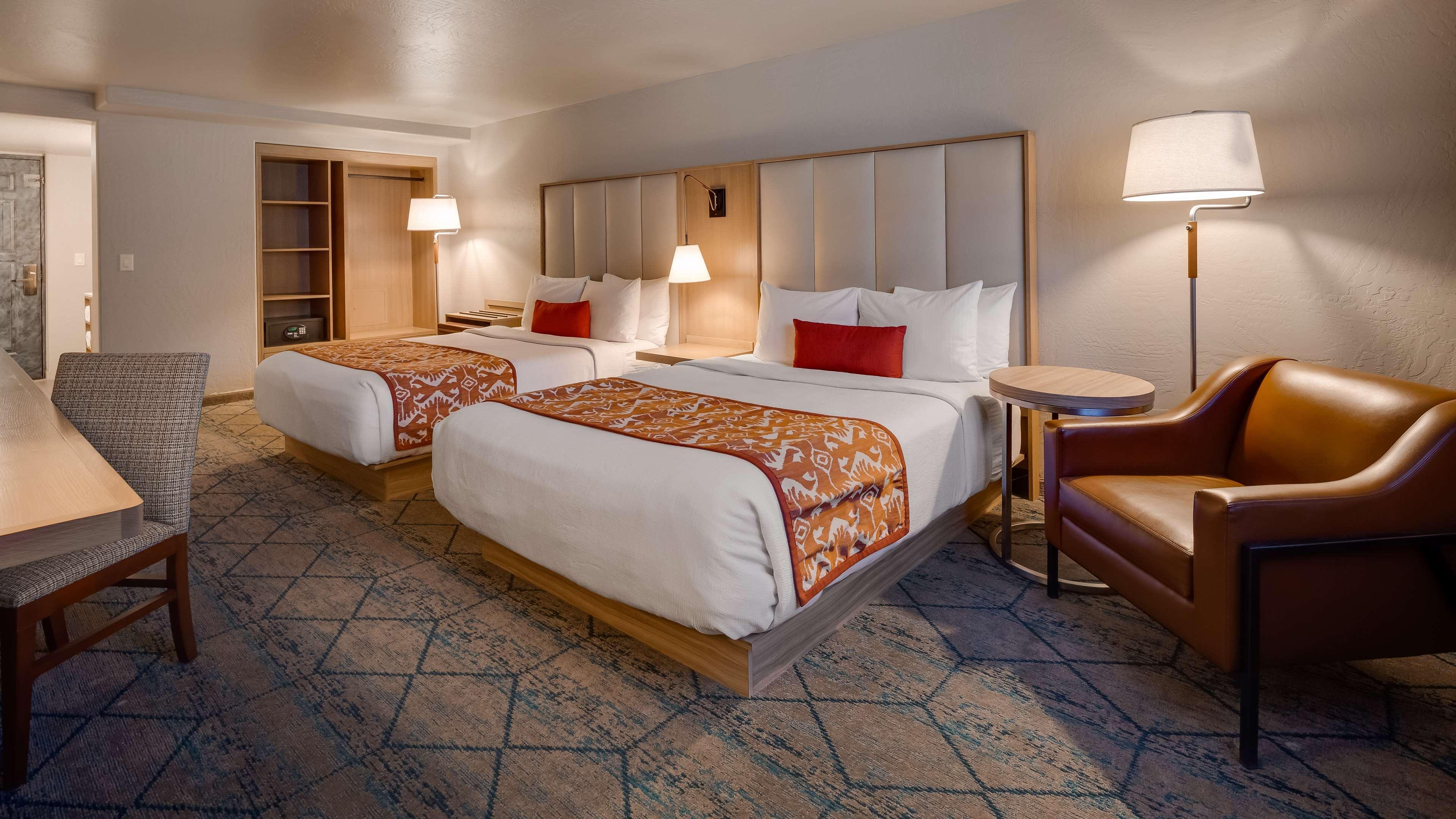 Western Arroyo Roble & Creekside Hotel 3*