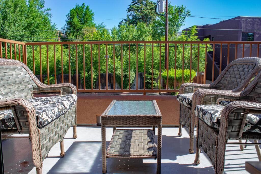 Cowboys & Angels - Classic Style W/great Location Sedona