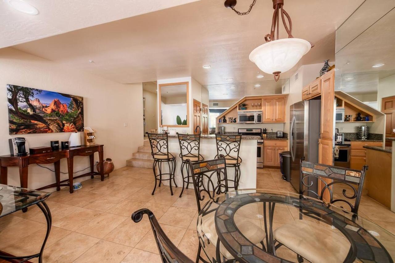 Uptown Gem: 3-bed Townhome With Majestic Views And Location Sedona