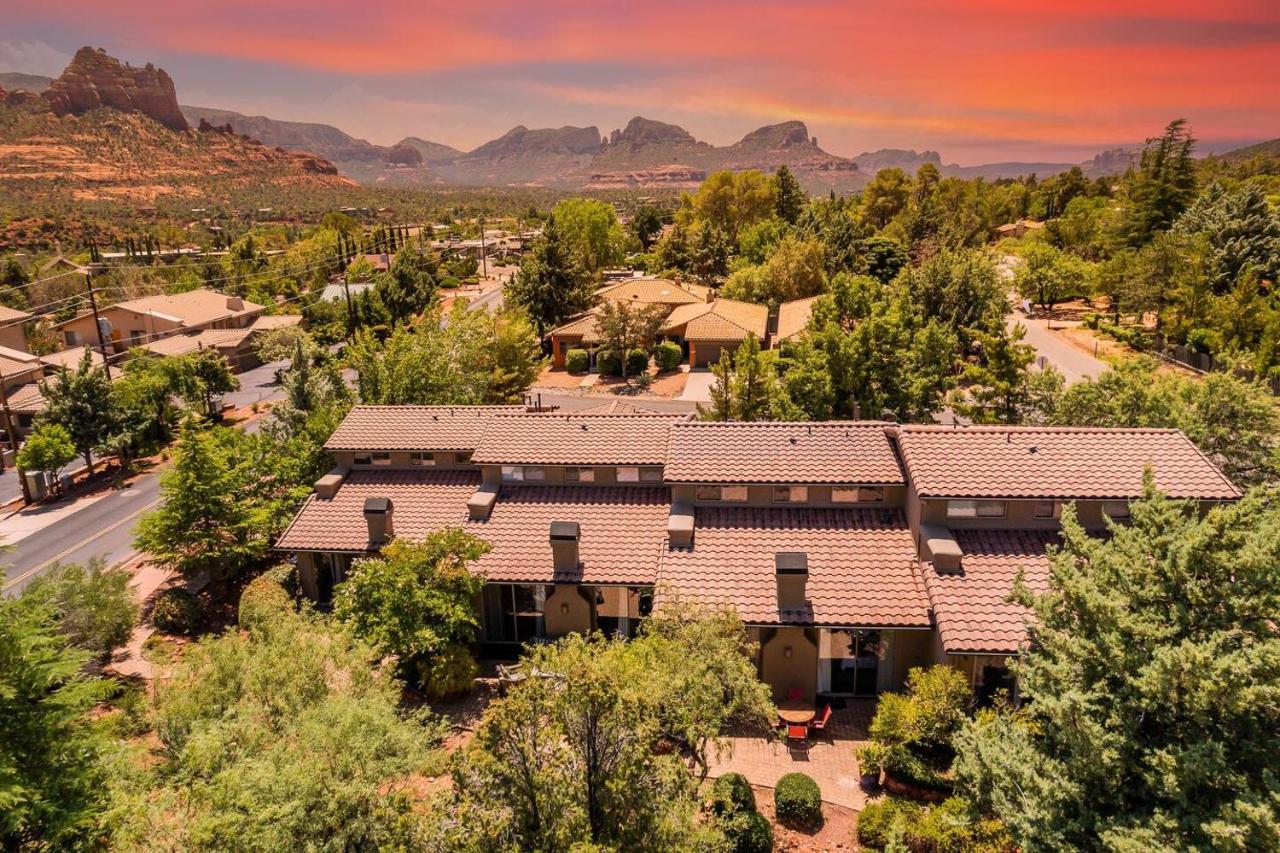 Uptown Gem: 3-bed Townhome With Majestic Views And Location Holiday home *