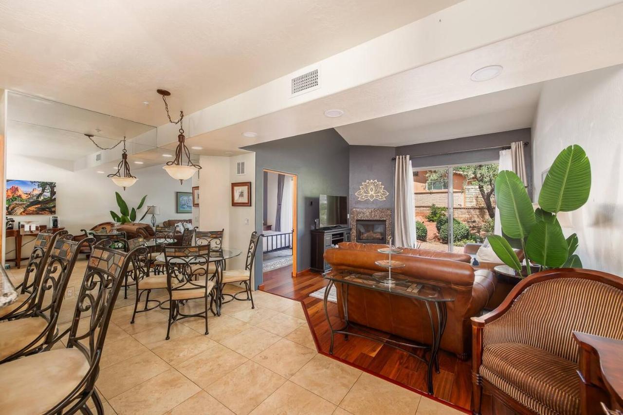 Uptown Gem: 3-bed Townhome With Majestic Views And Location *