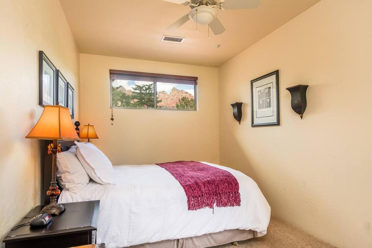 Uptown Gem: 3-bed Townhome With Majestic Views And Location Holiday home
